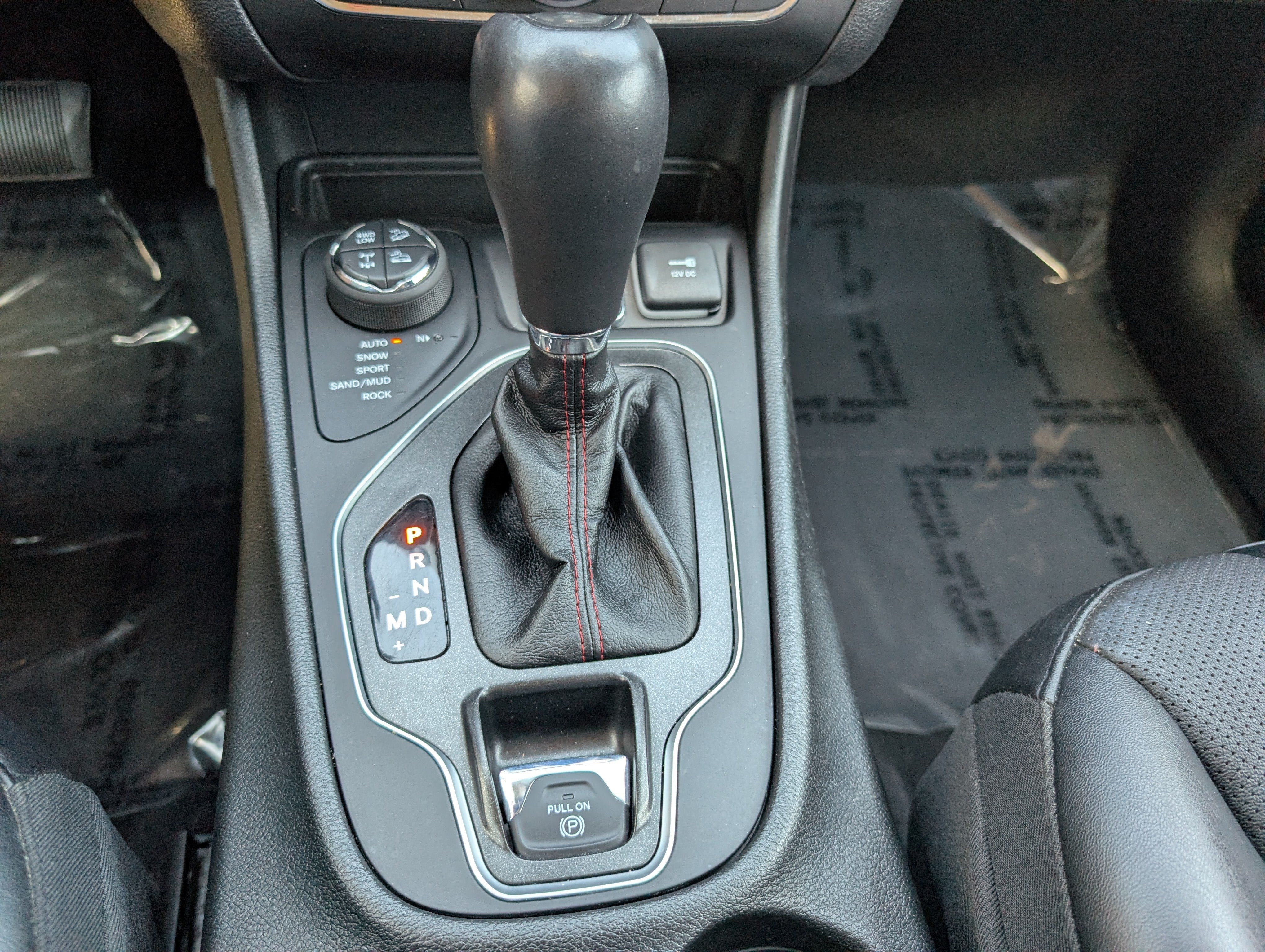 2023 Jeep Cherokee Trailhawk