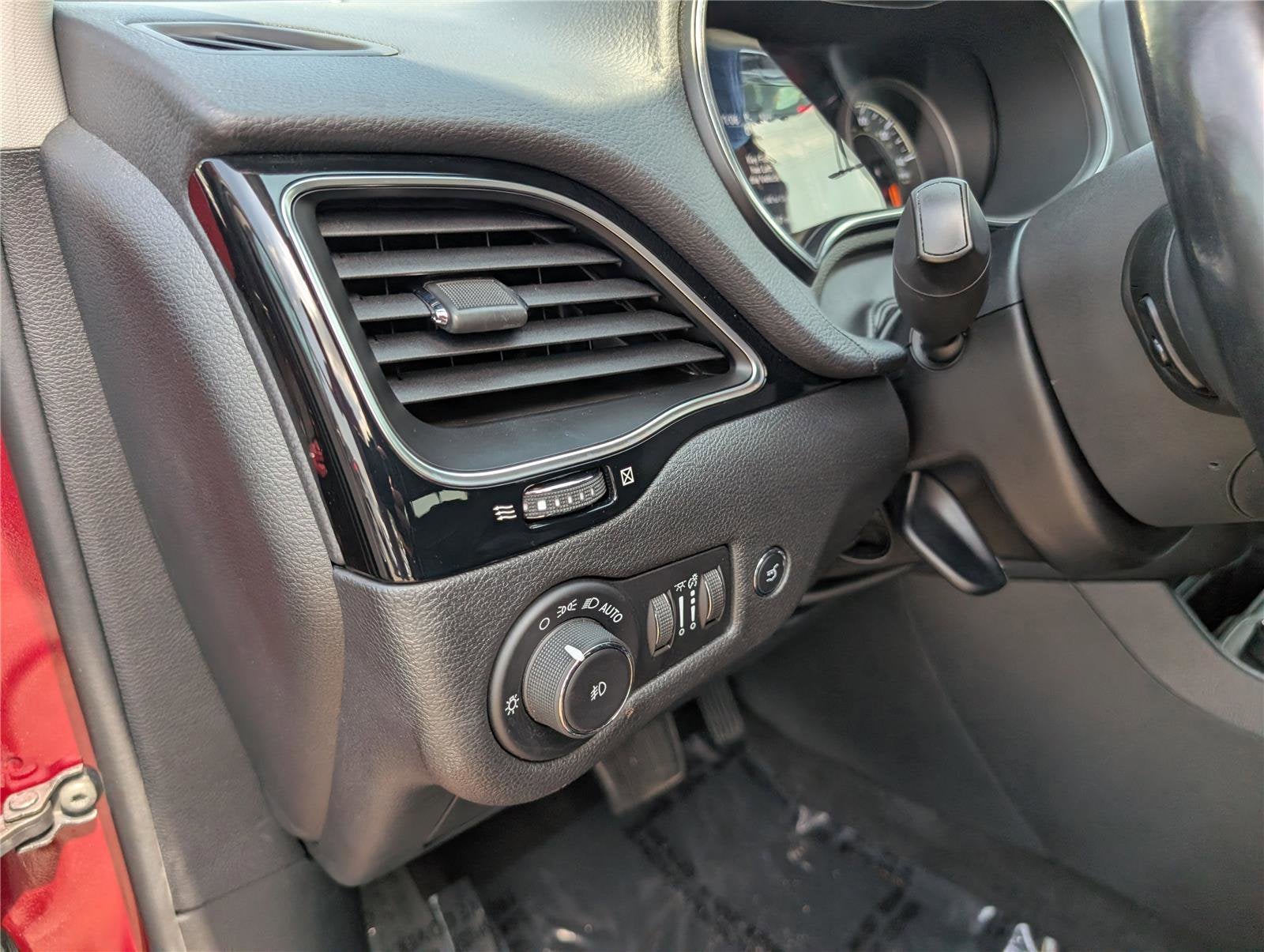2020 Jeep Cherokee Altitude
