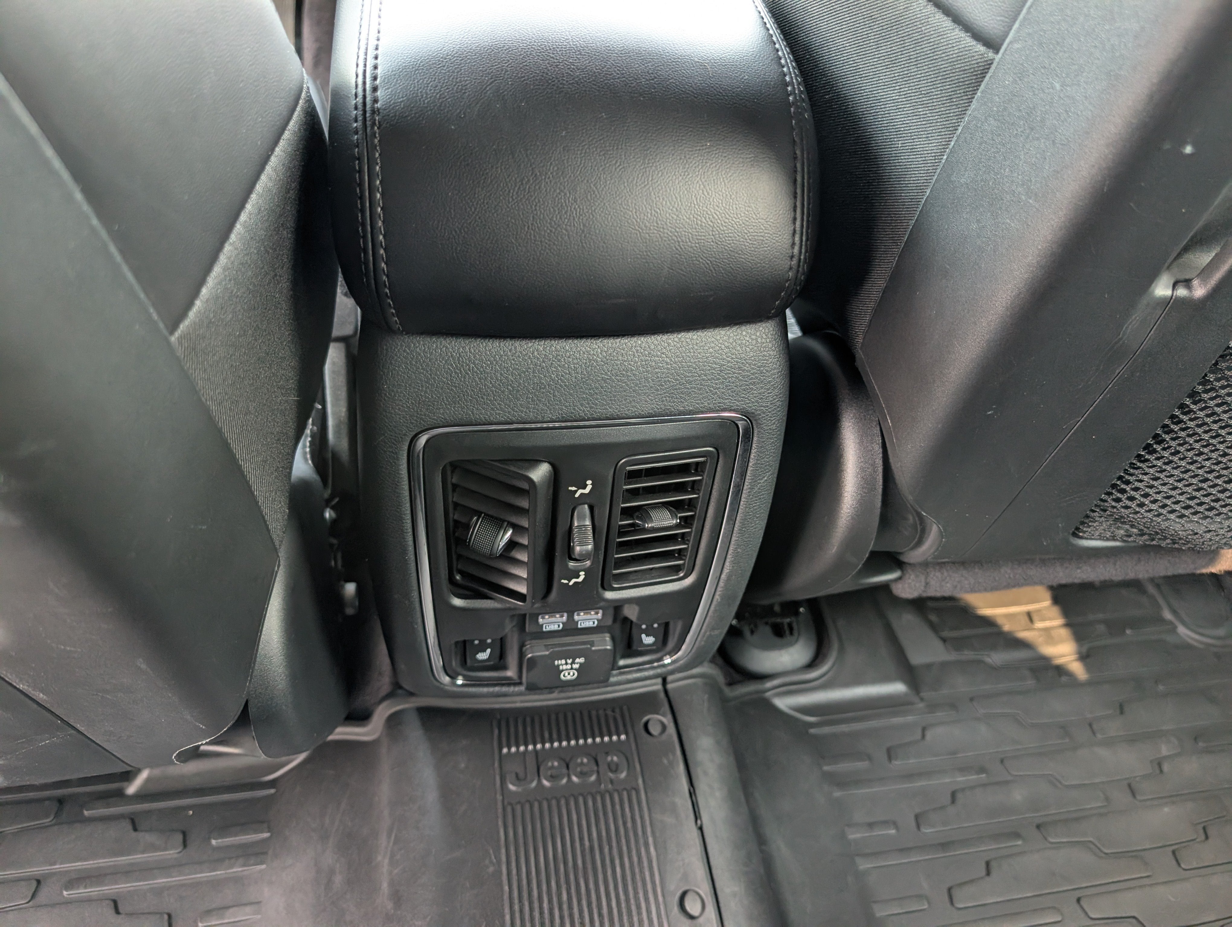 2018 Jeep Grand Cherokee Sterling Edition