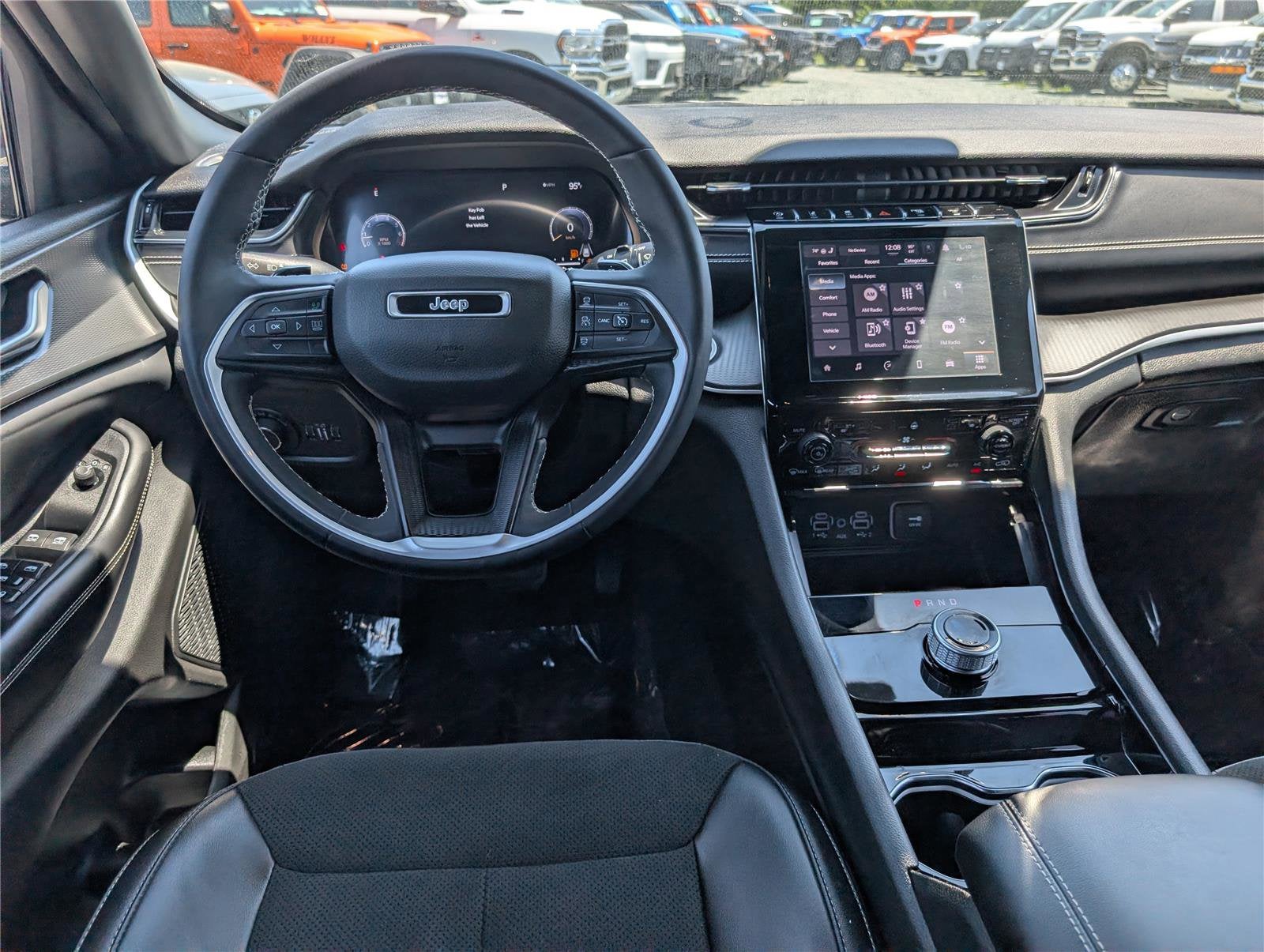 2023 Jeep Grand Cherokee Altitude
