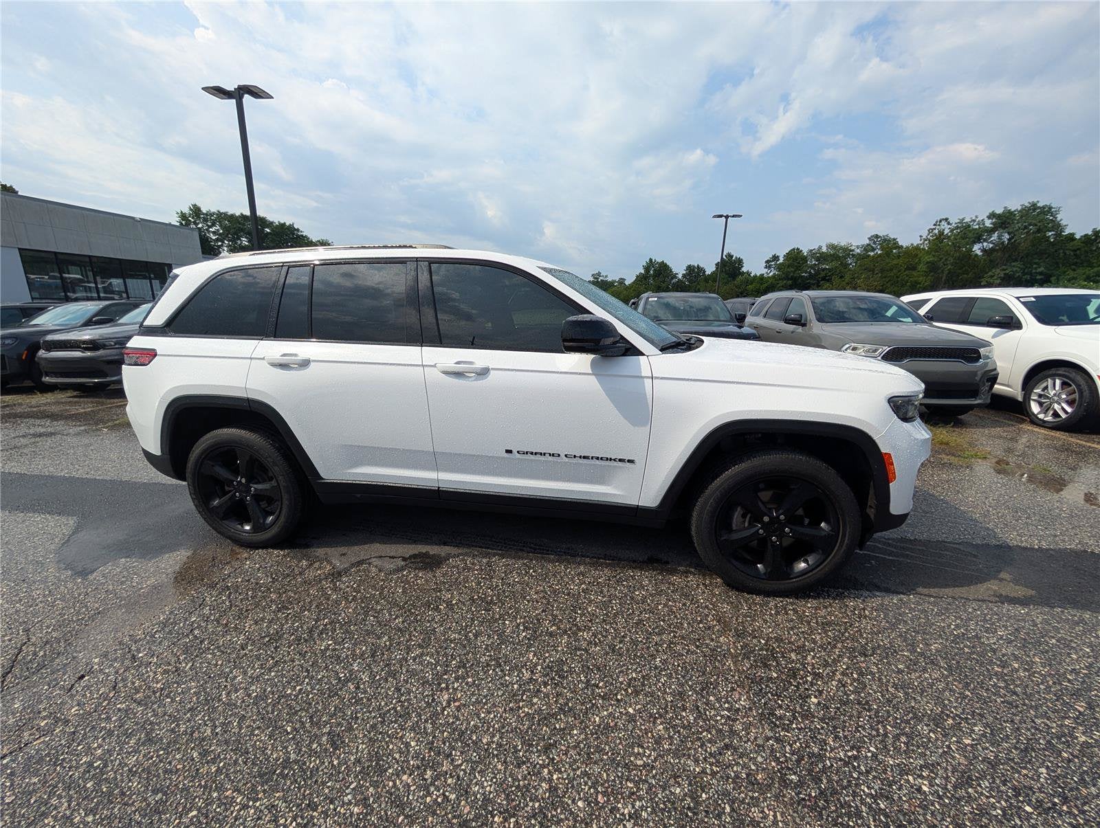 2023 Jeep Grand Cherokee Altitude X