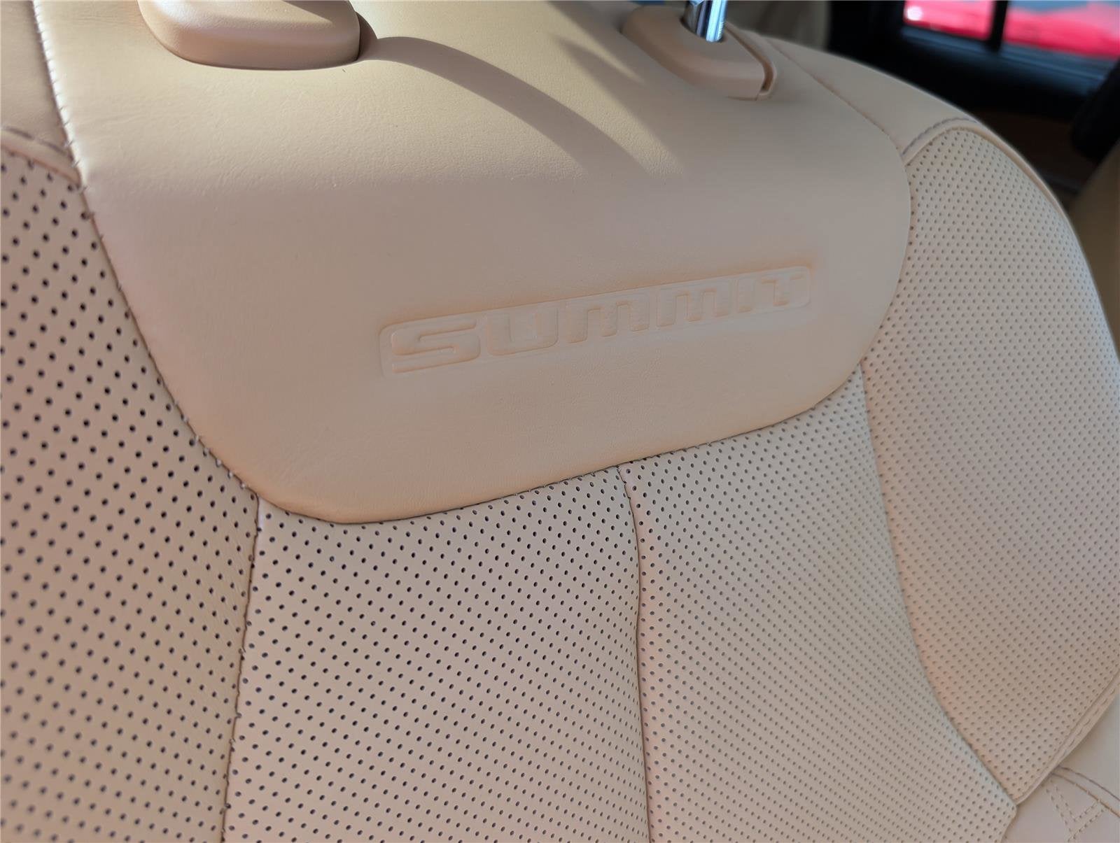 2023 Jeep Grand Cherokee Summit Reserve