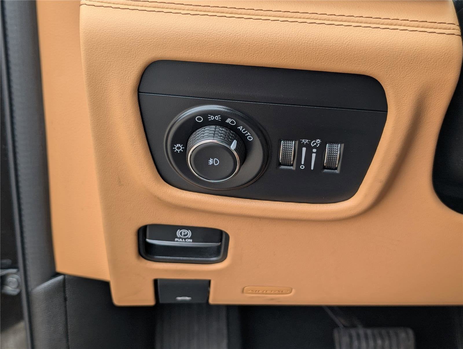 2023 Jeep Grand Cherokee Summit Reserve