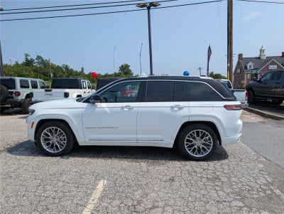 2023 Jeep Grand Cherokee Summit