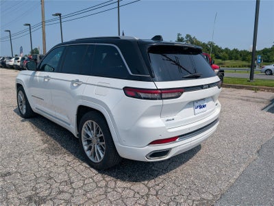 2023 Jeep Grand Cherokee Summit