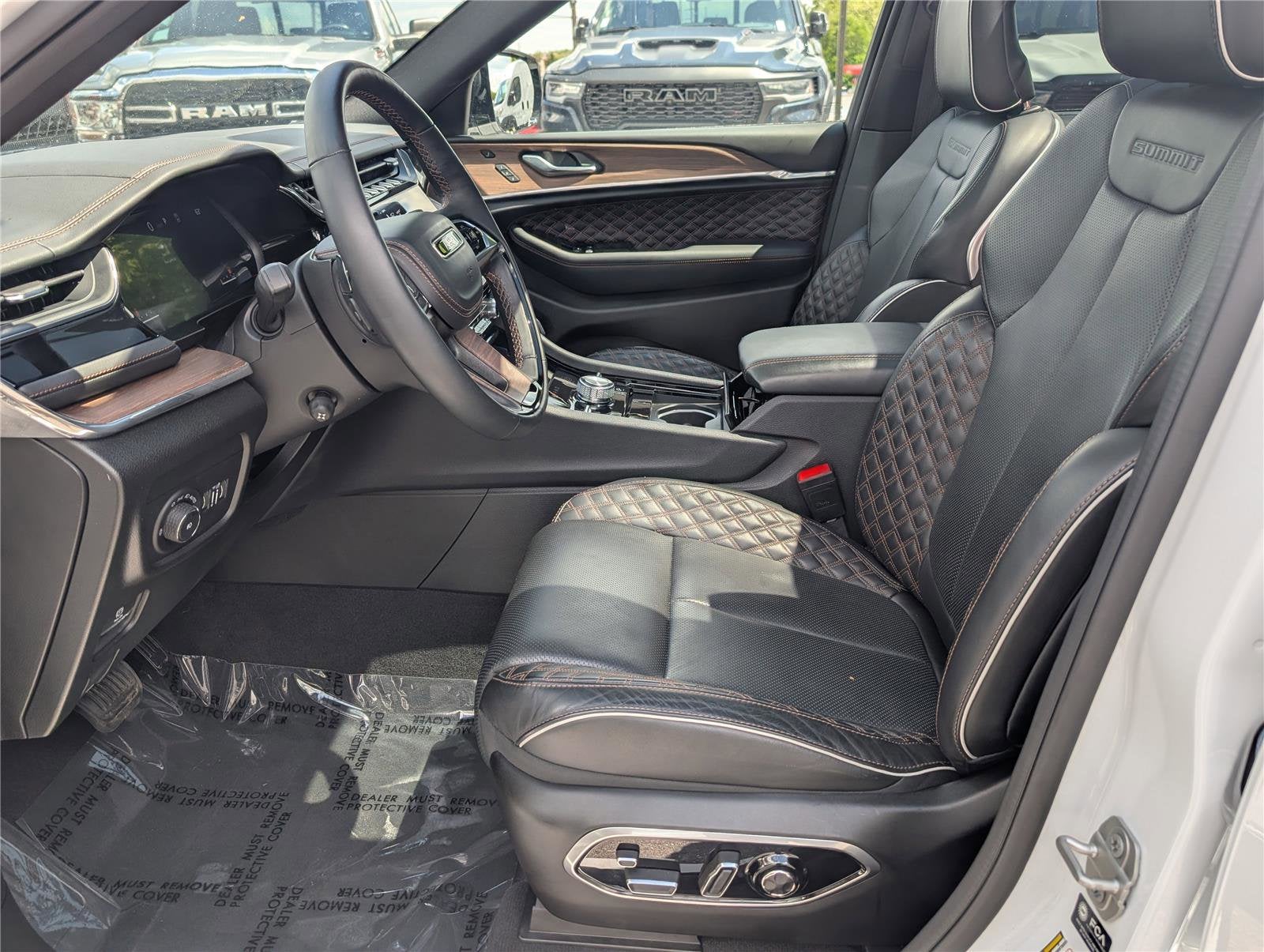 2024 Jeep Grand Cherokee Summit