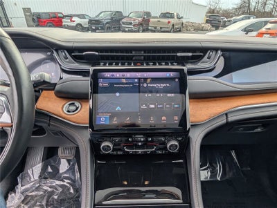 2023 Jeep Grand Cherokee Summit Reserve