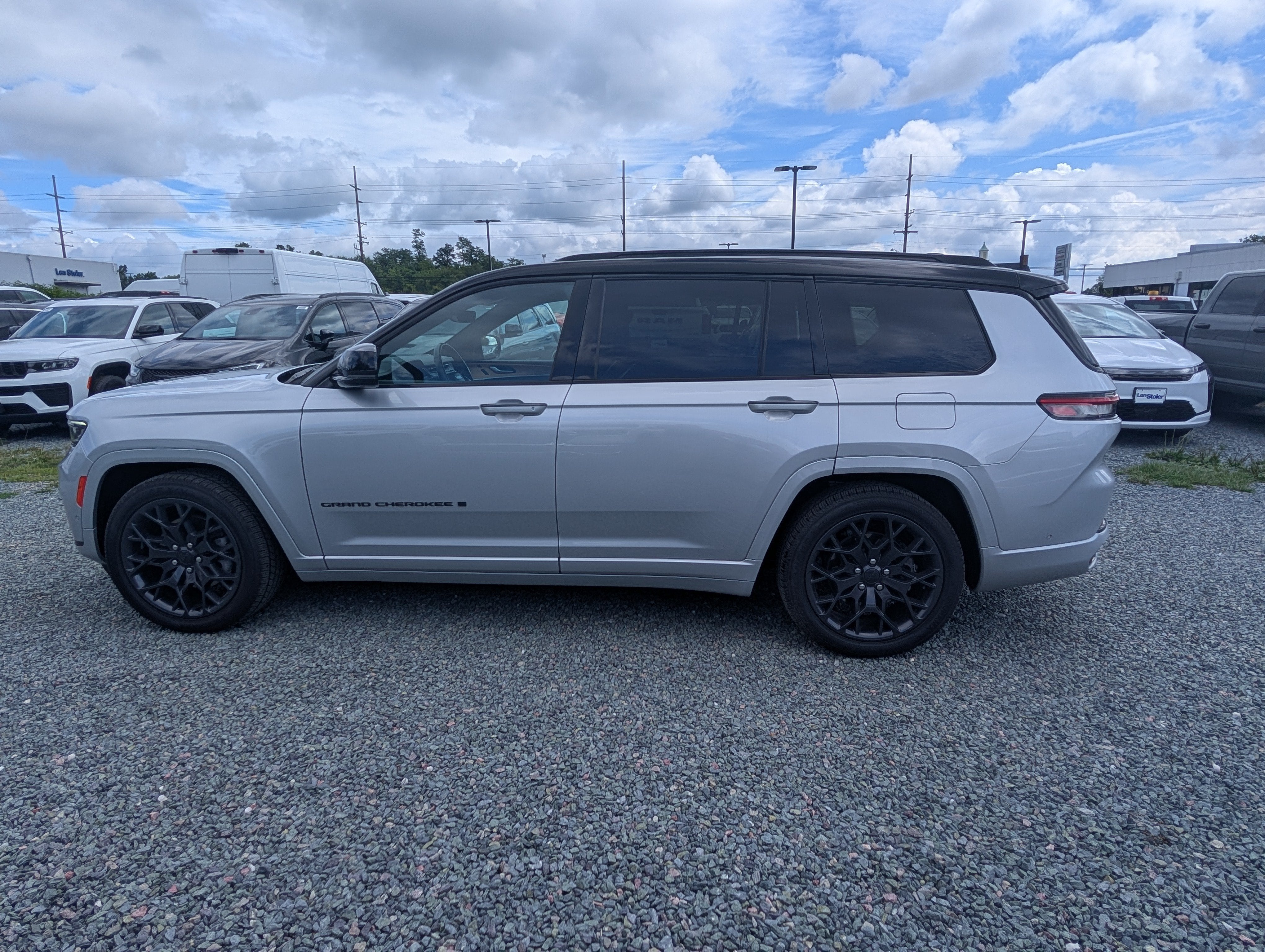 2023 Jeep Grand Cherokee L Summit Reserve