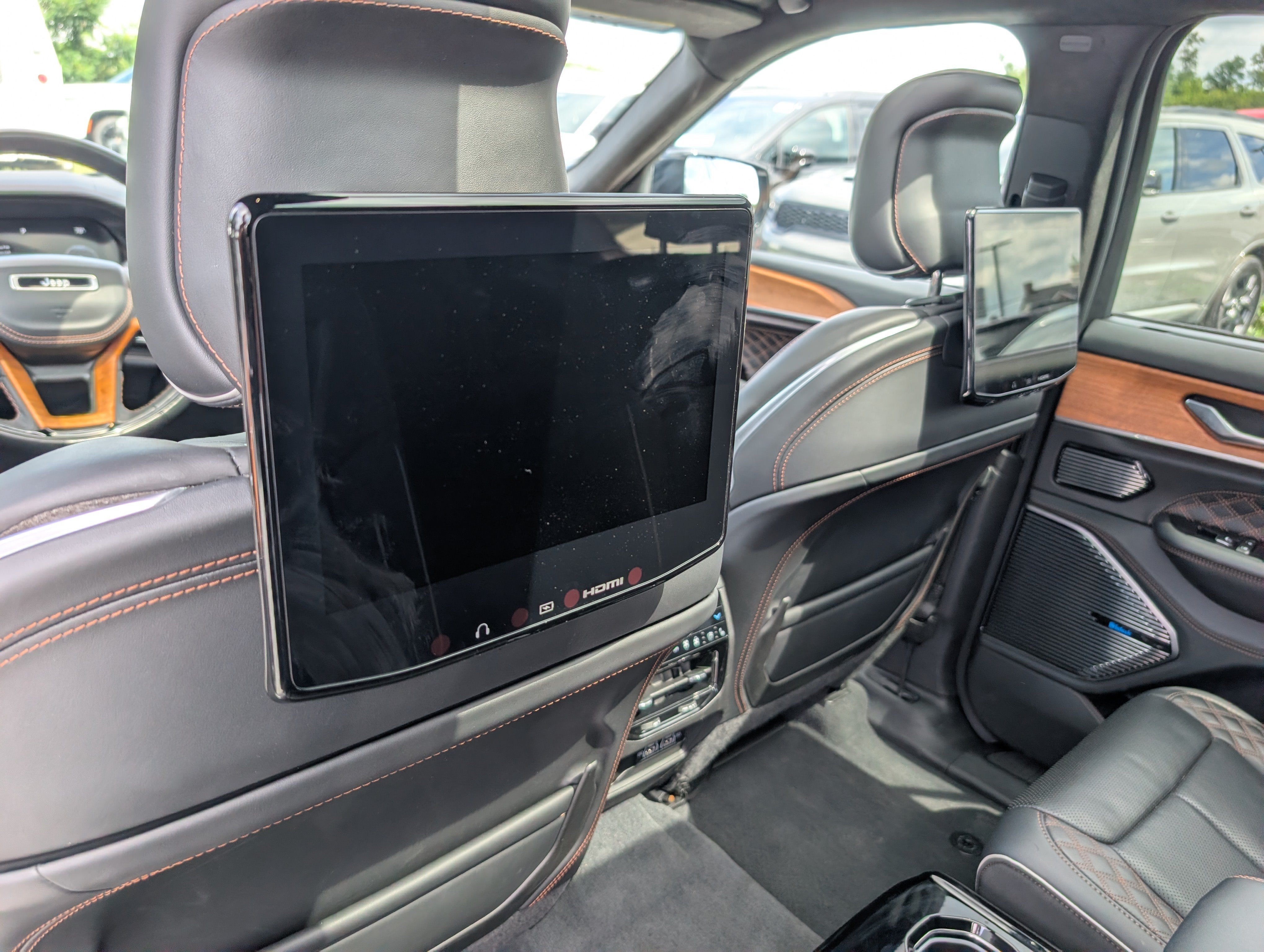 2023 Jeep Grand Cherokee L Summit Reserve