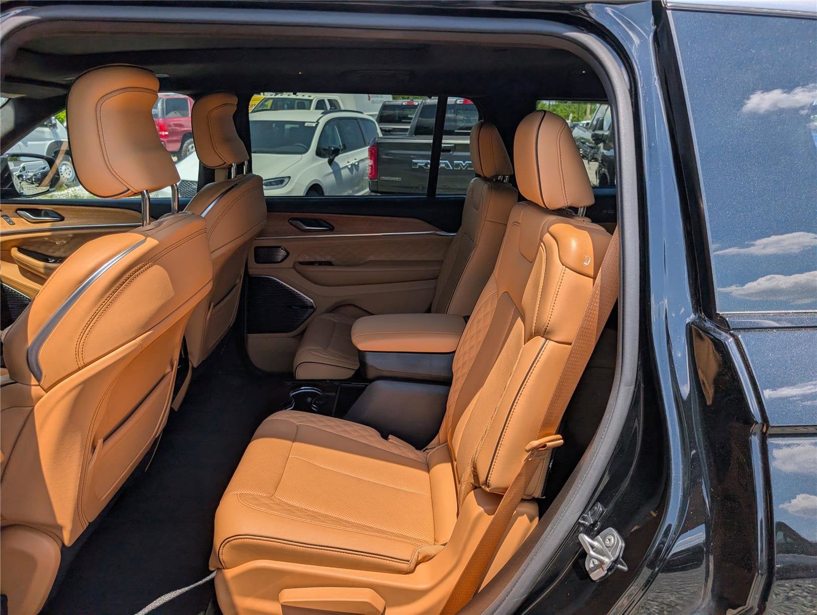 2023 Jeep Grand Cherokee L Summit Reserve