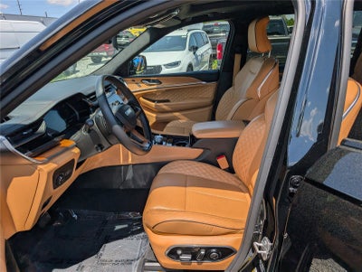 2023 Jeep Grand Cherokee L Summit Reserve