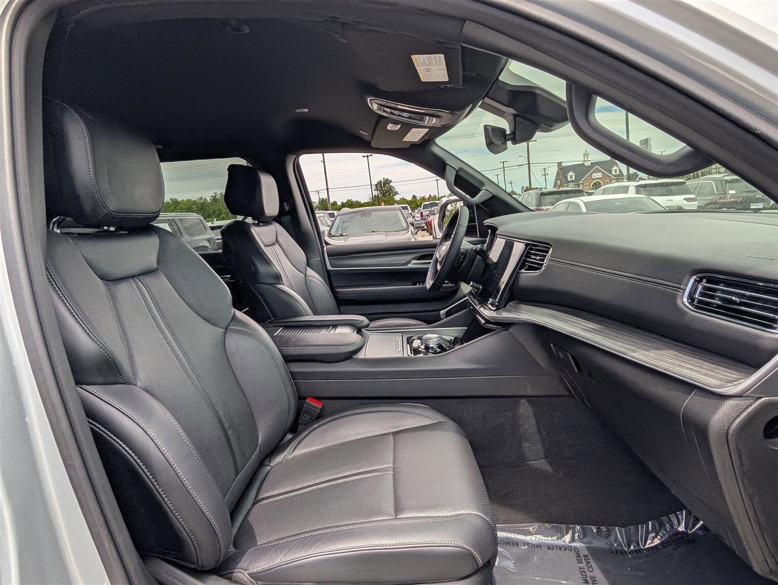 2024 Jeep Wagoneer L Series II