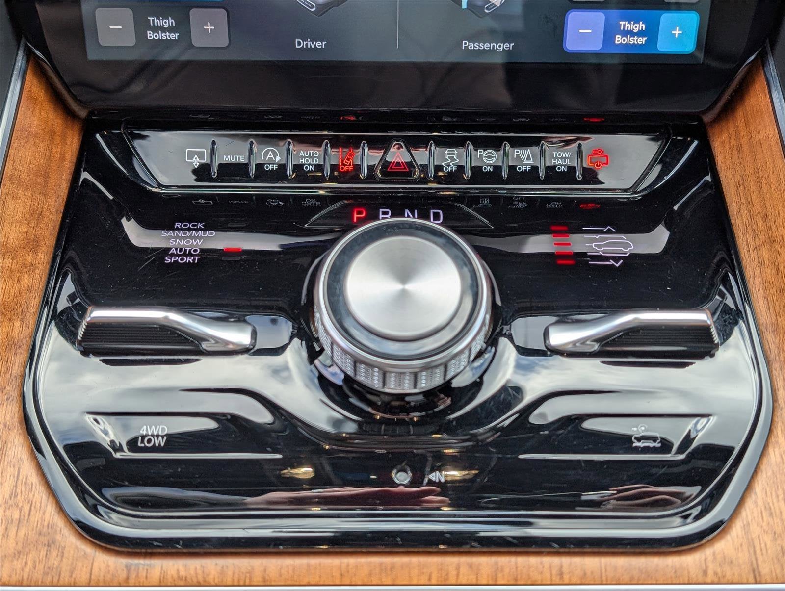 2024 Jeep Grand Wagoneer L Series III