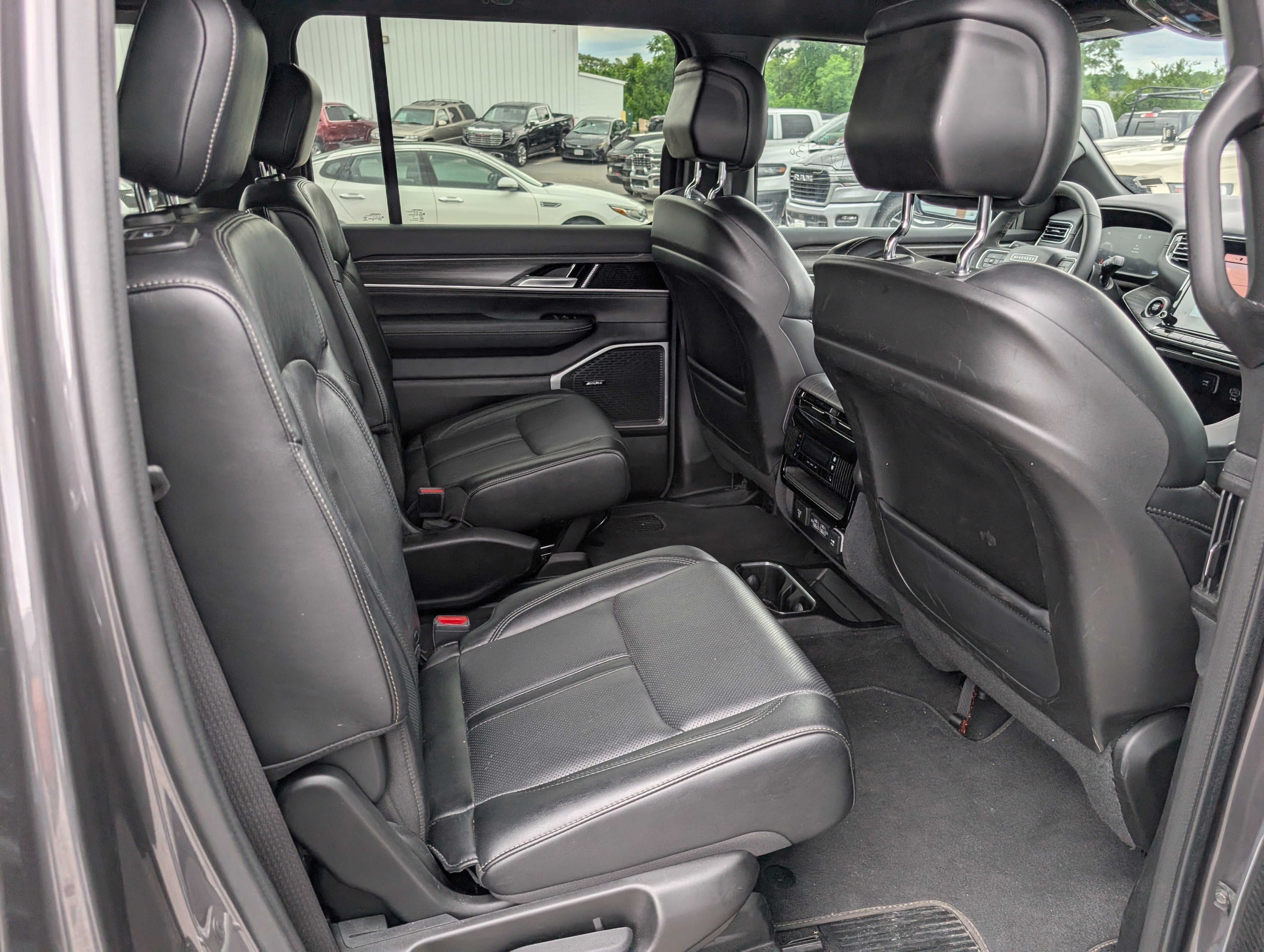 2024 Jeep Wagoneer Series II