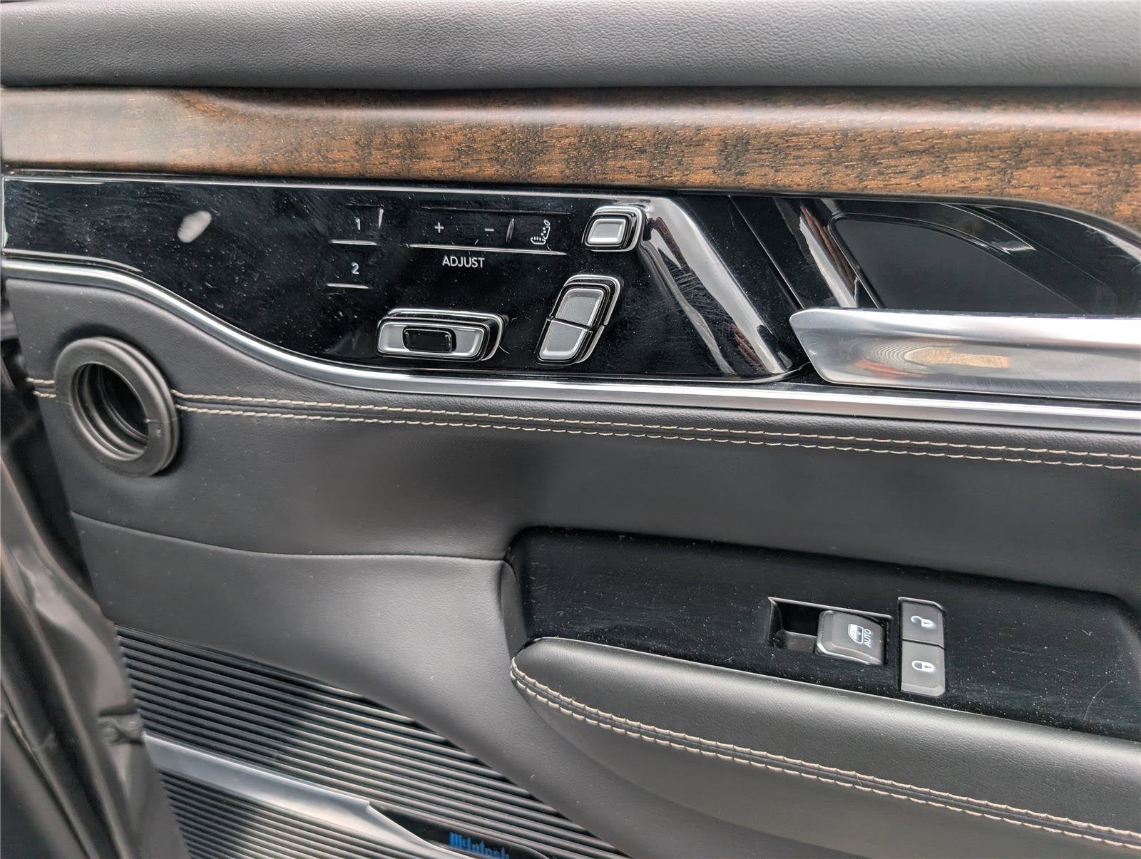 2022 Jeep Grand Wagoneer Series II