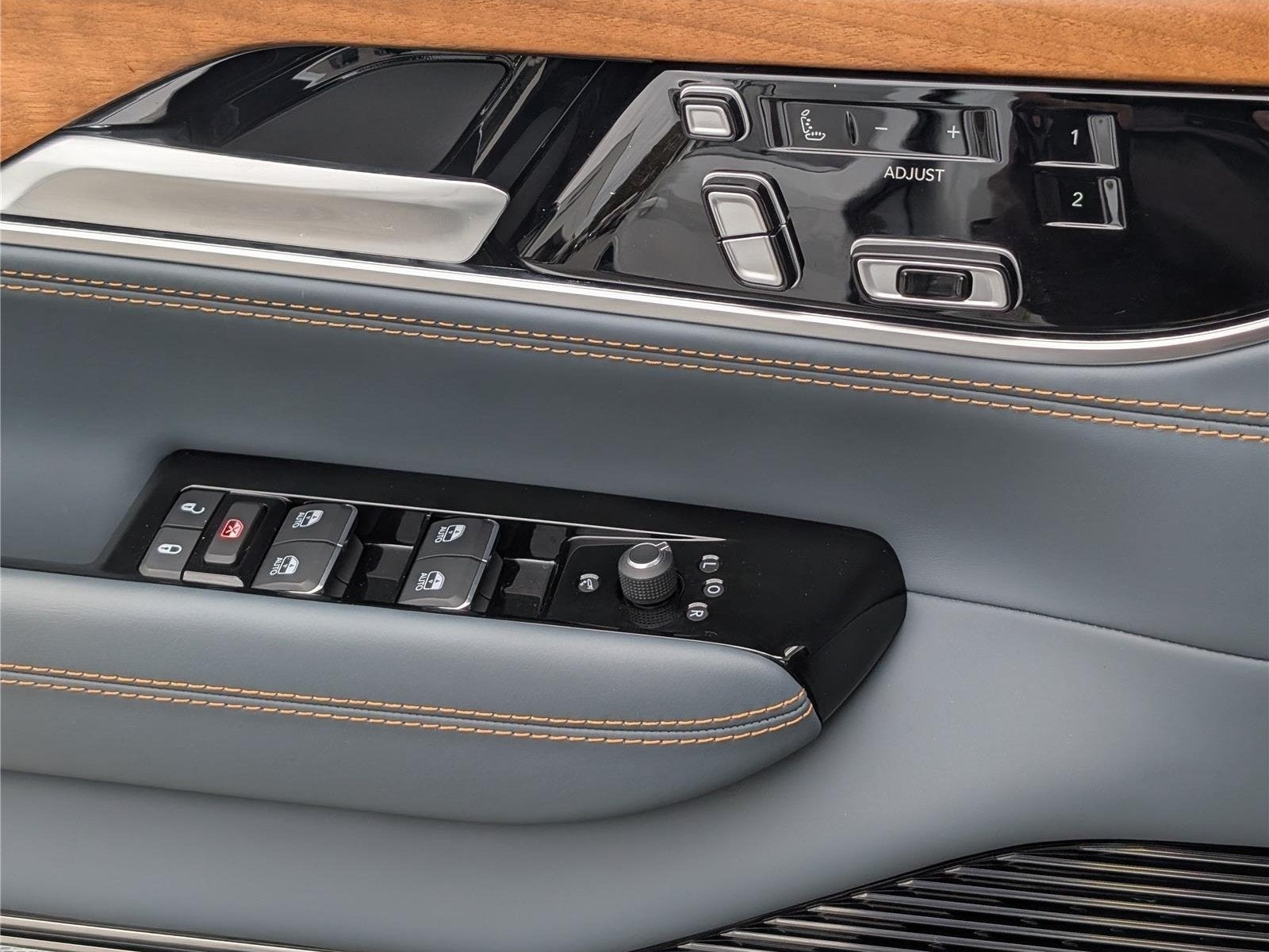 2024 Jeep Grand Wagoneer Series III