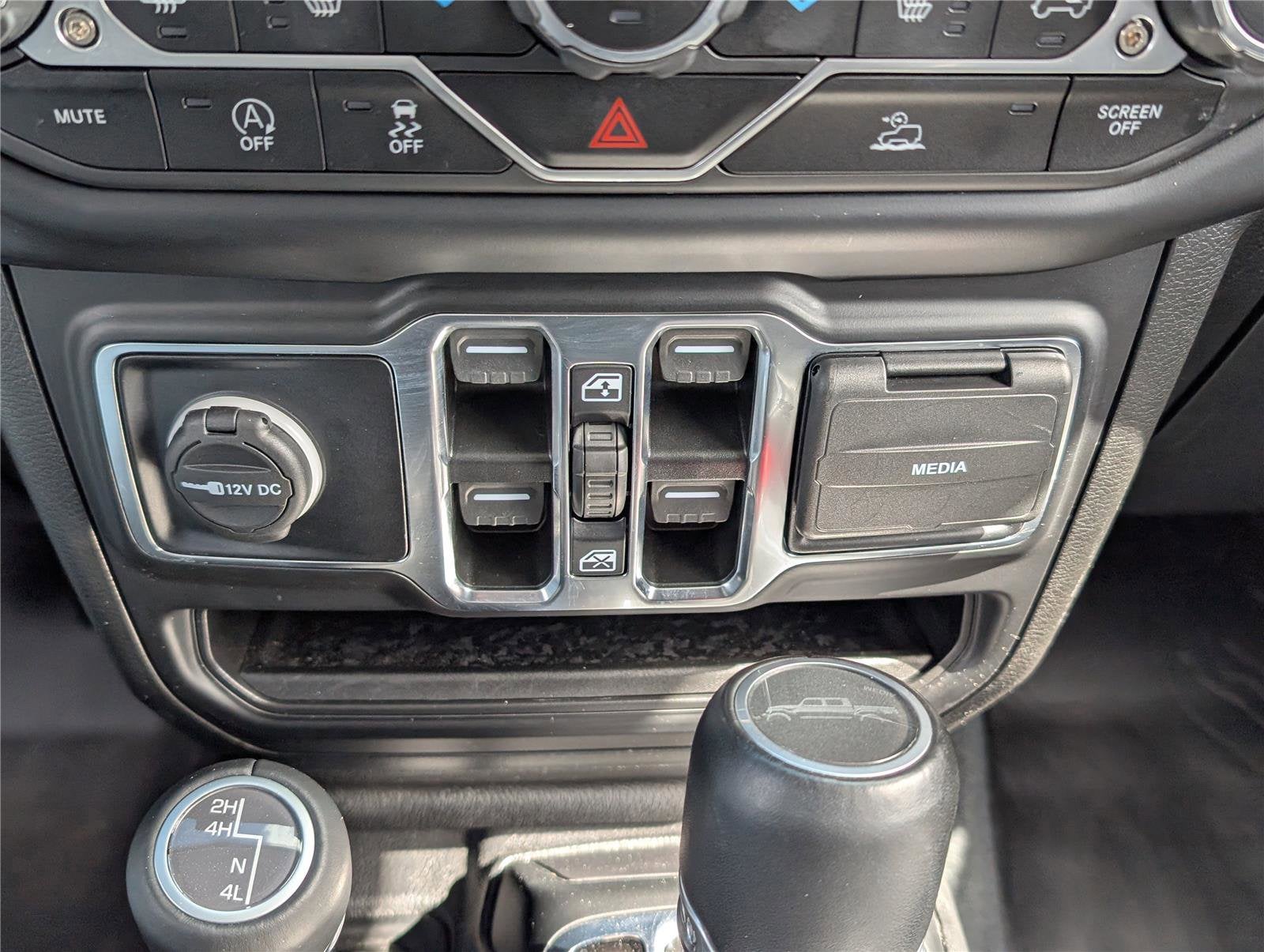 2022 Jeep Gladiator Overland