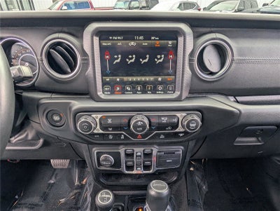 2022 Jeep Gladiator Overland