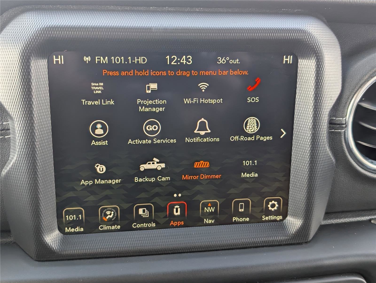 2022 Jeep Gladiator Overland