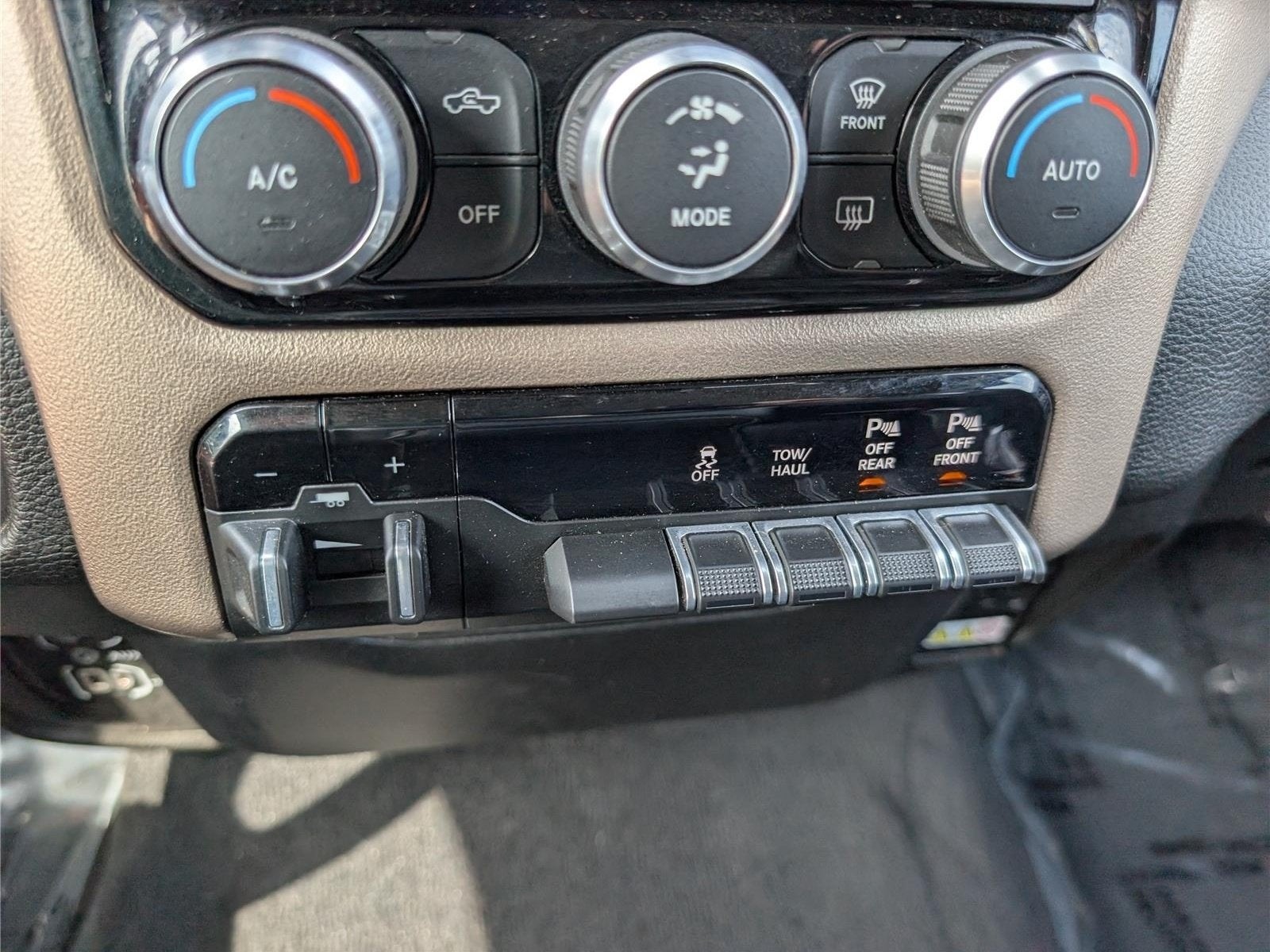 2019 RAM 1500 Laramie
