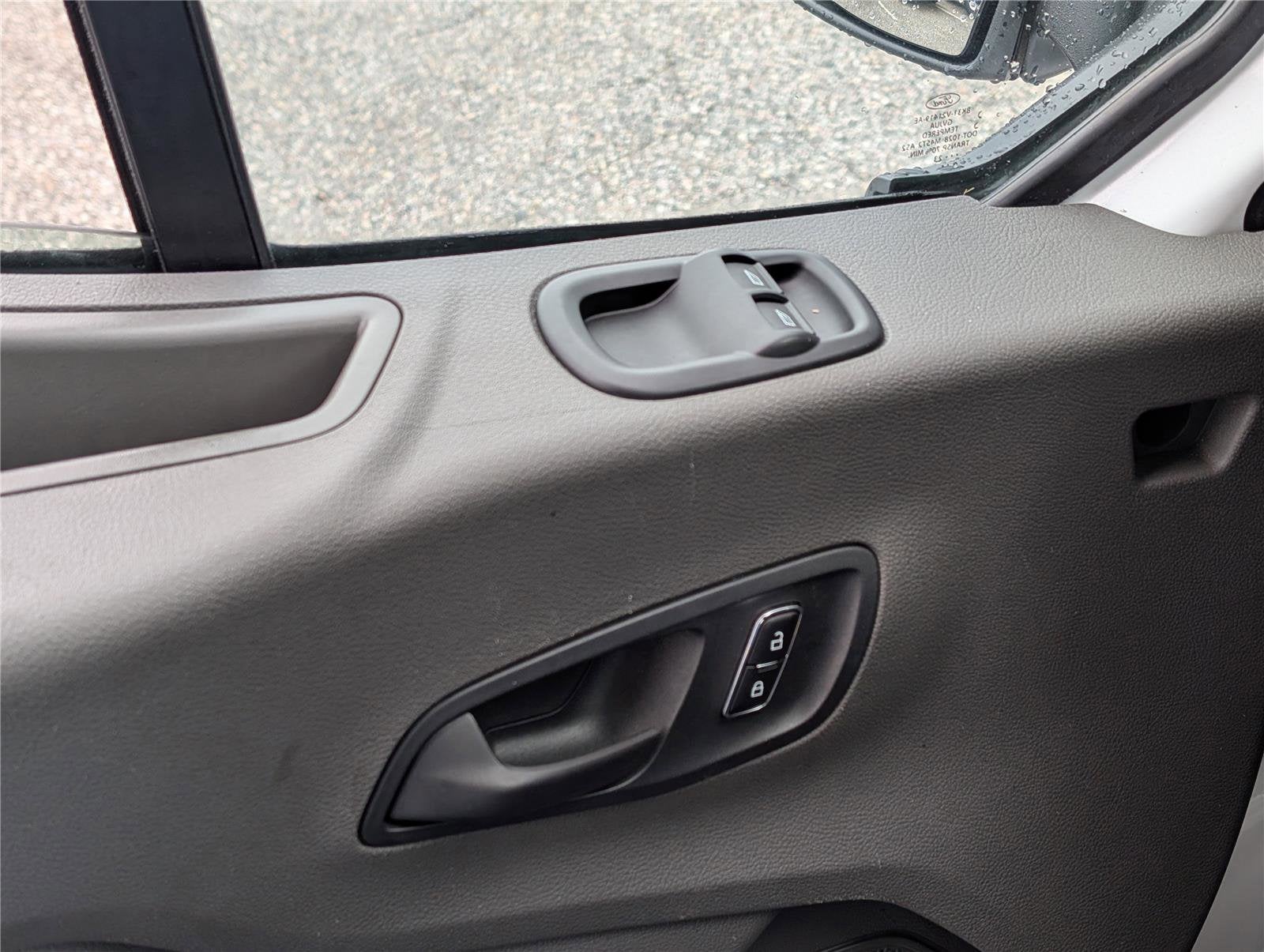 2023 Ford Transit Passenger Wagon XLT