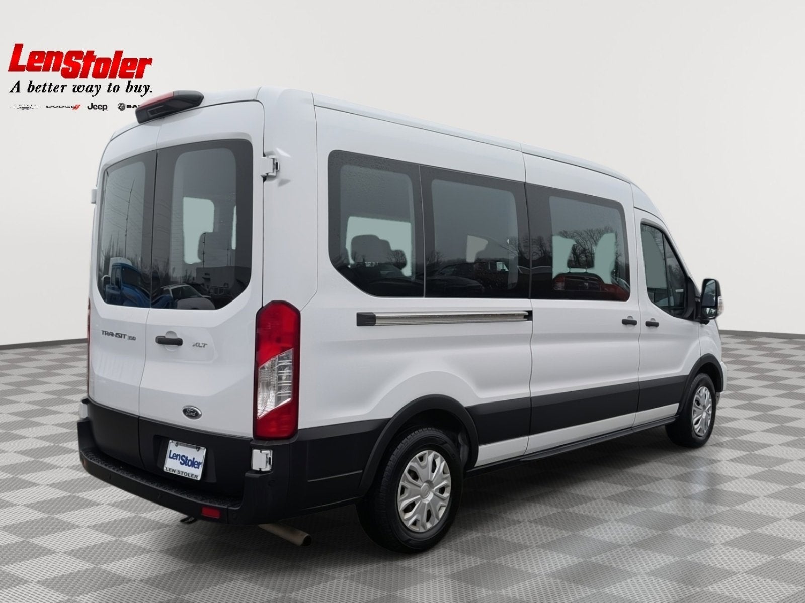 2023 Ford Transit Passenger Wagon XLT
