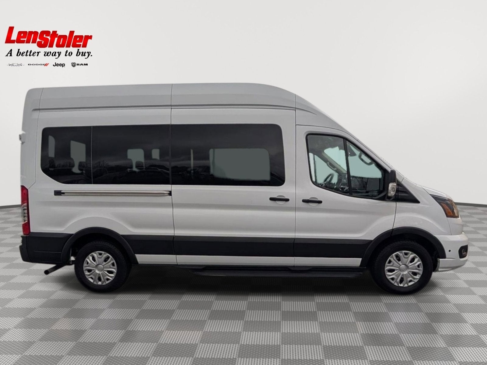 2024 Ford Transit Passenger Wagon XLT