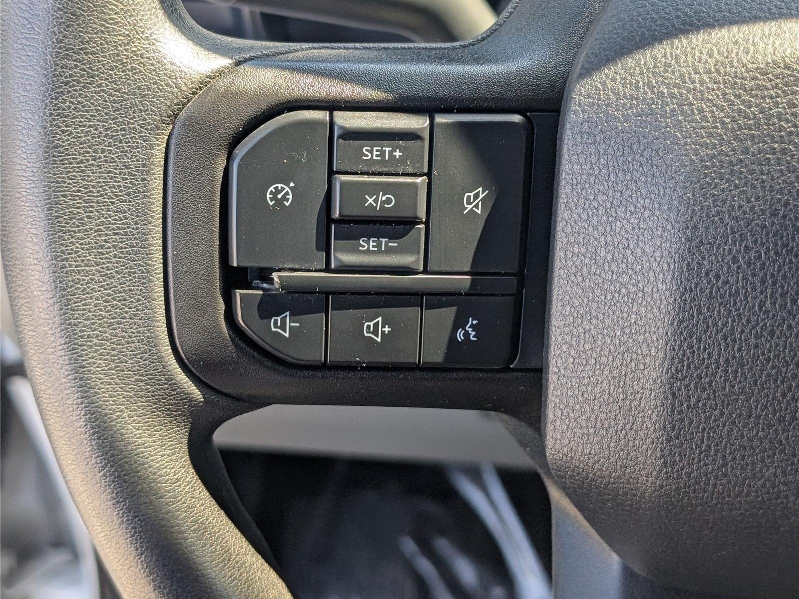 2025 Ford Super Duty F-350 SRW XLT