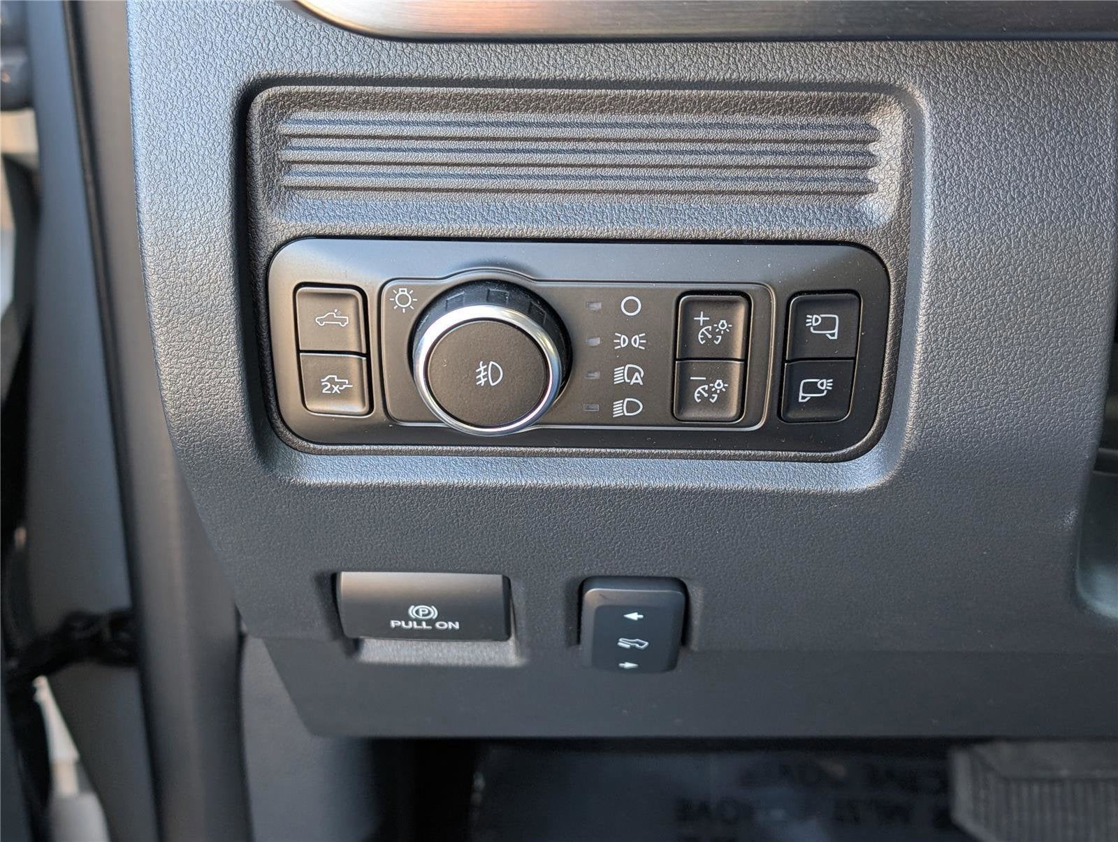 2026 Ford Super Duty F-450 DRW LARIAT