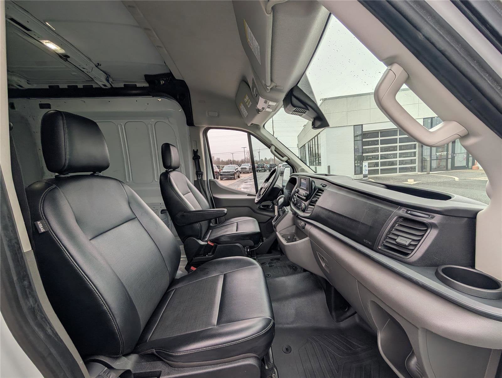 2024 Ford Transit Cargo Van T-250 148" Med Rf 9070 GVWR AWD