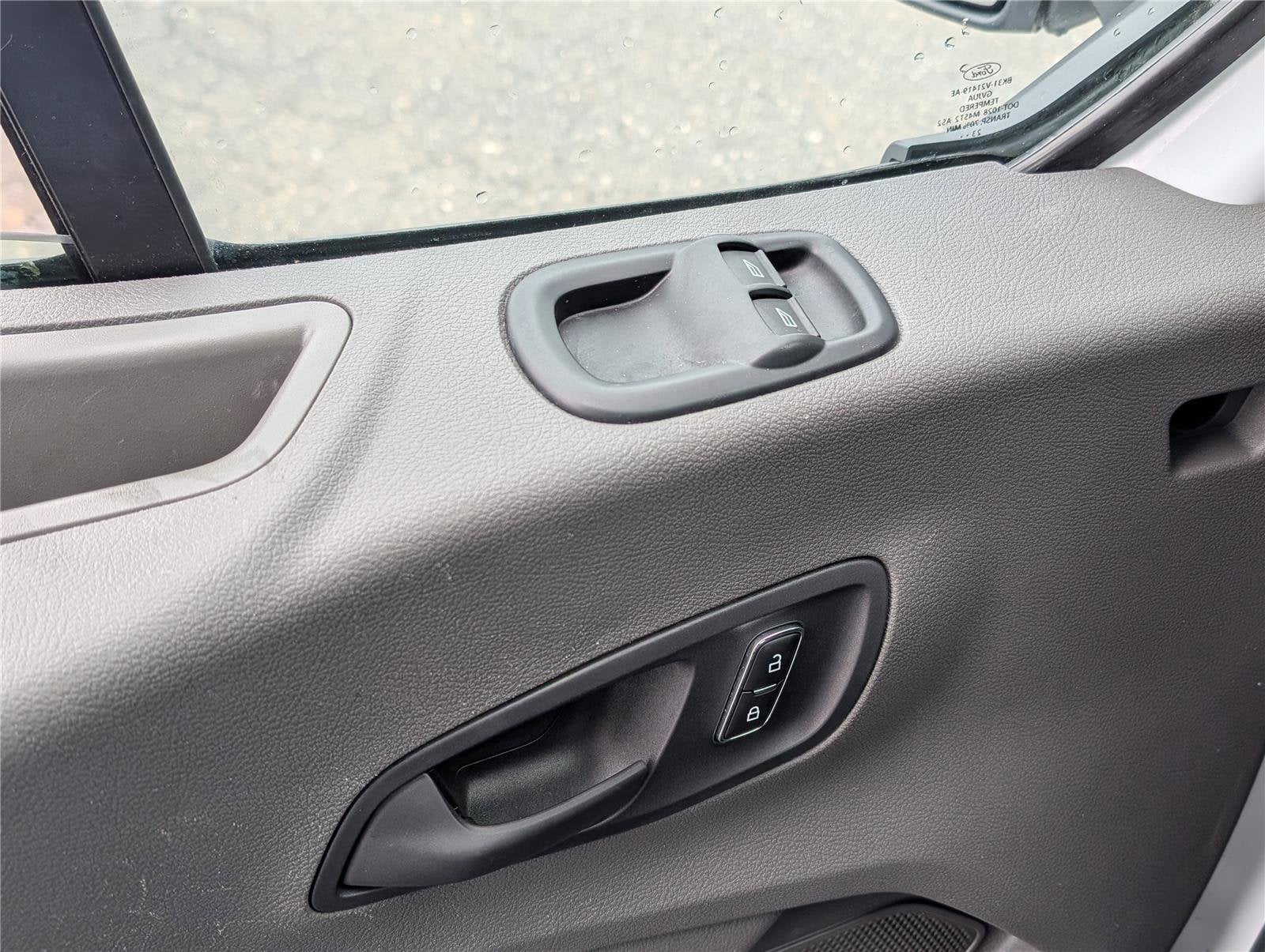 2024 Ford Transit Cargo Van T-250 148" Med Rf 9070 GVWR AWD