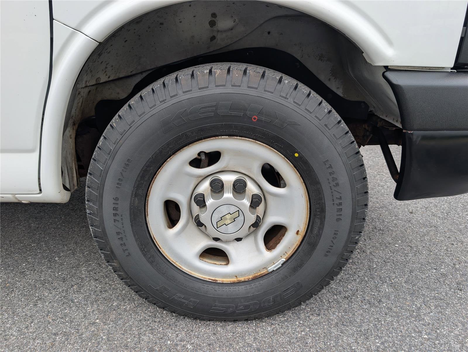 2013 Chevrolet Express Passenger LS