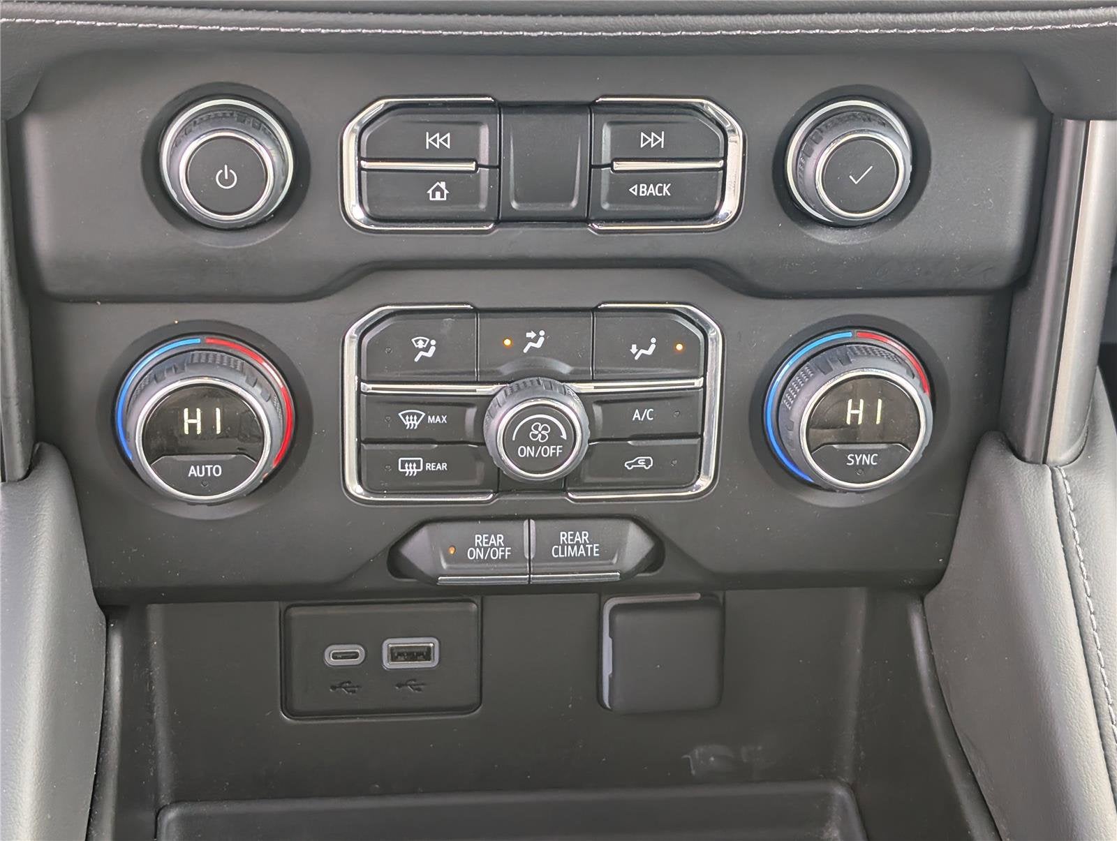 2024 Chevrolet Tahoe LS