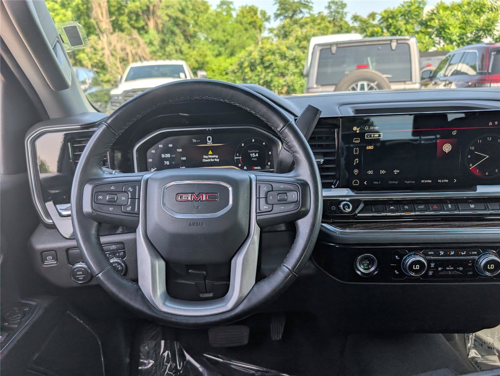 2024 GMC Sierra 1500 SLE