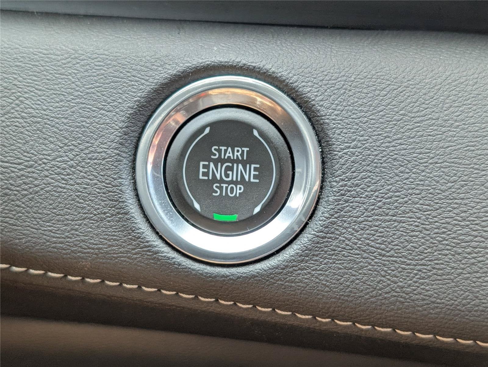 2023 Cadillac Escalade 4WD Luxury