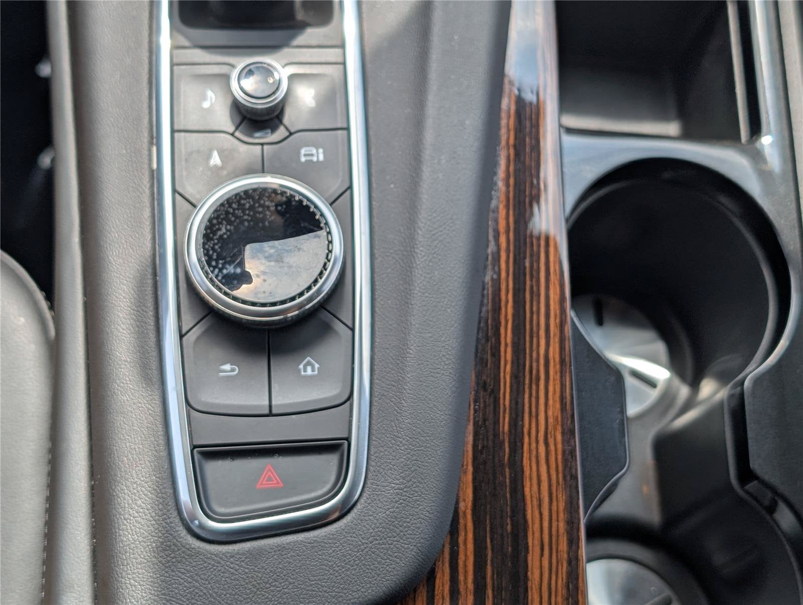 2023 Cadillac Escalade 4WD Luxury