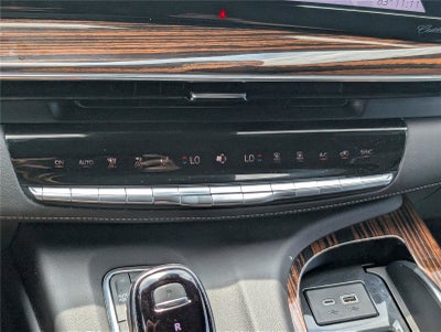 2023 Cadillac Escalade 4WD Luxury