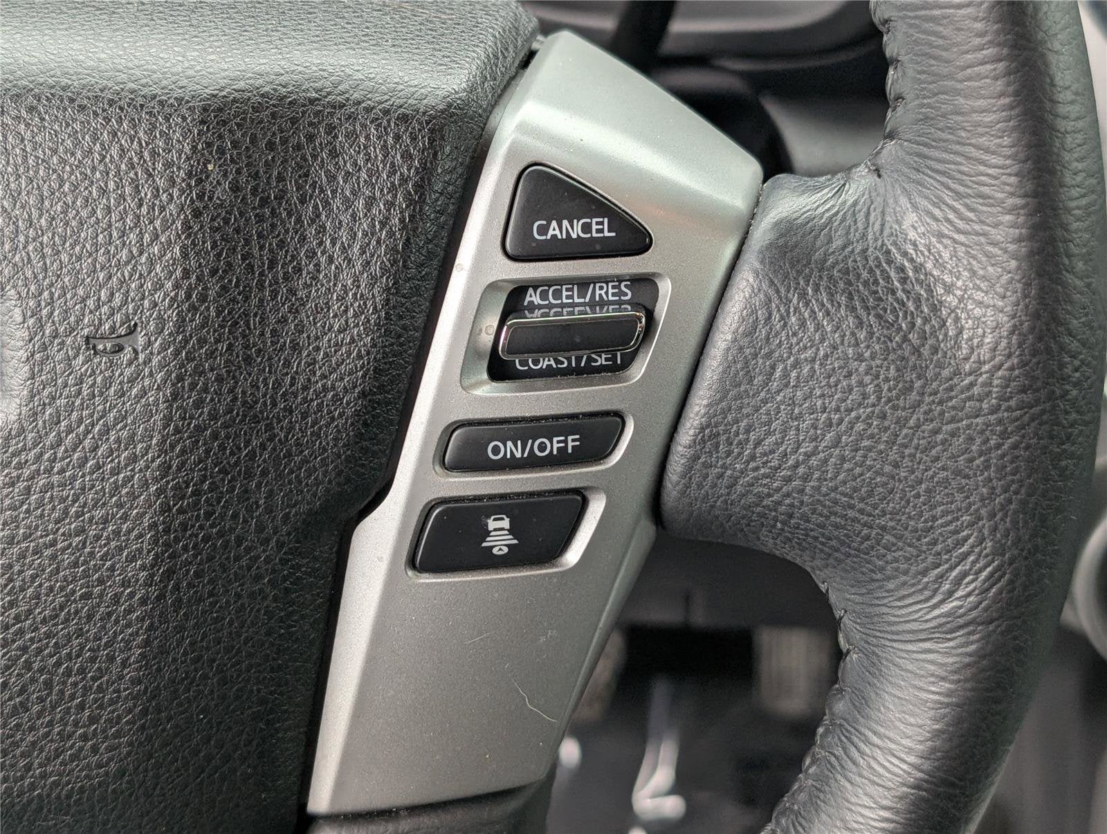 2020 Nissan Titan SV