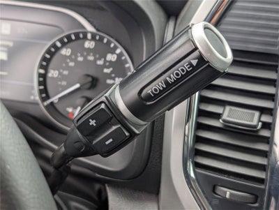 2020 Nissan Titan SV