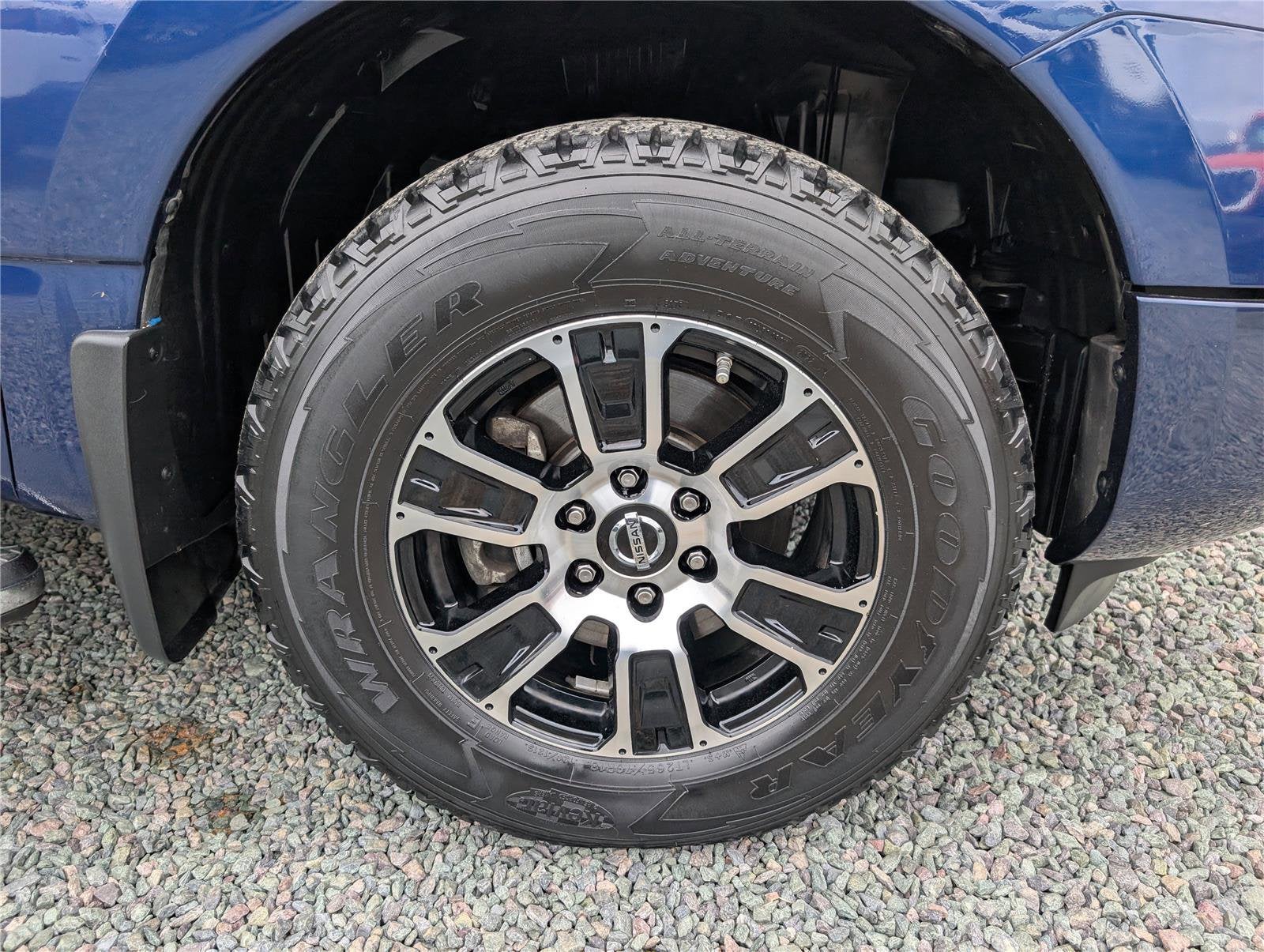 2020 Nissan Titan SV