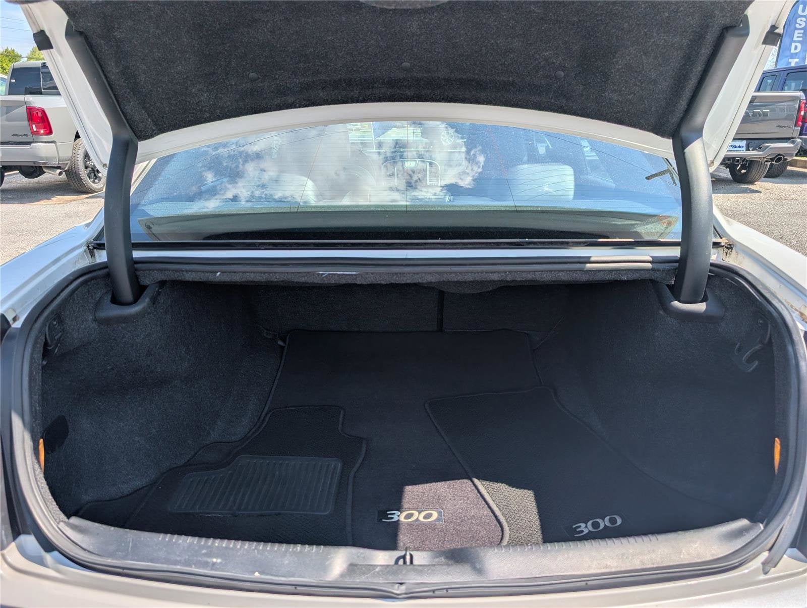 2016 Chrysler 300 300C Platinum