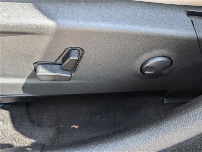 2023 Chrysler 300 Touring L