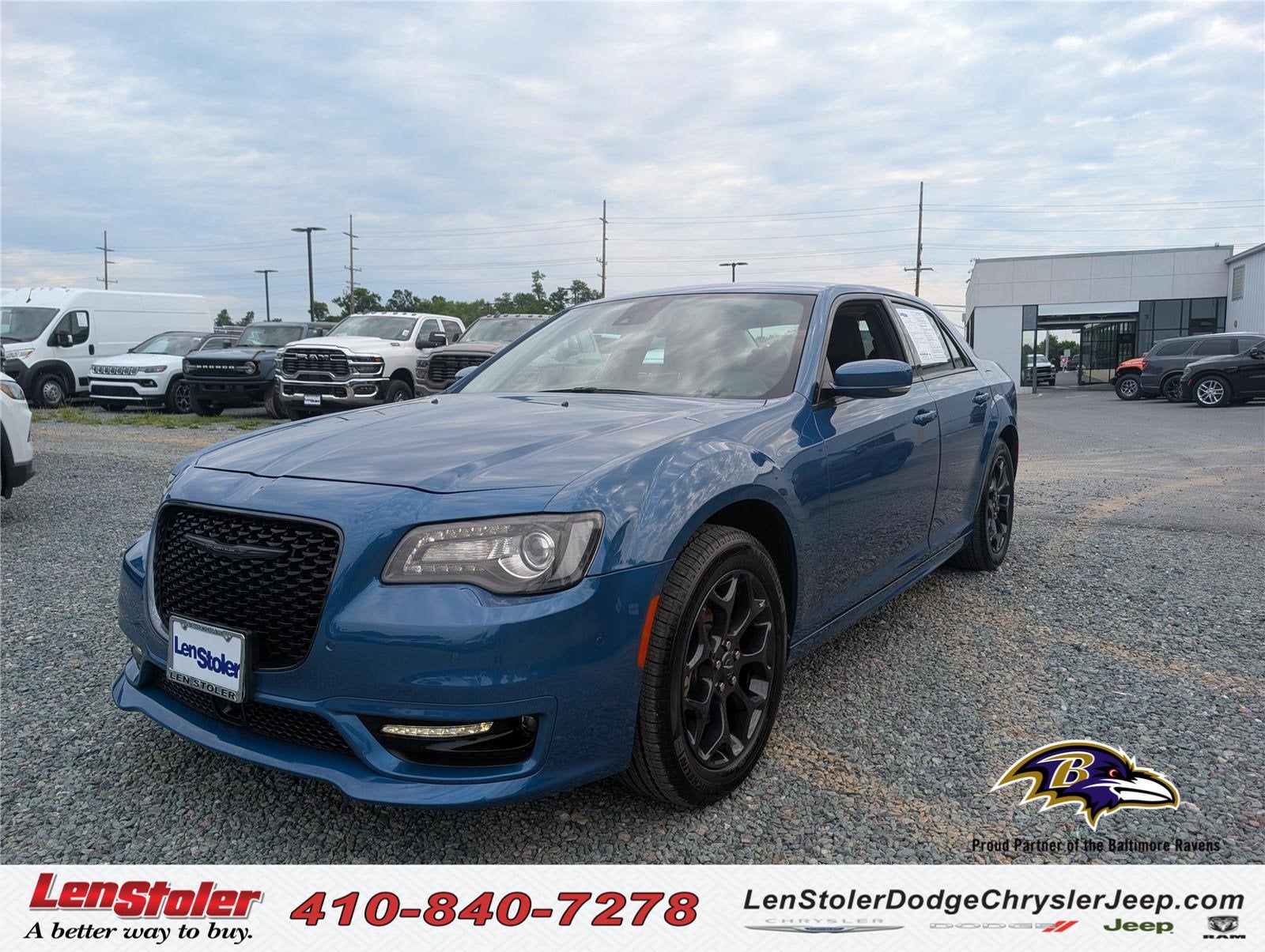 2023 Chrysler 300 Touring L