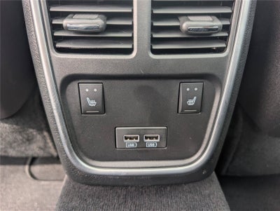 2023 Chrysler 300 Touring L