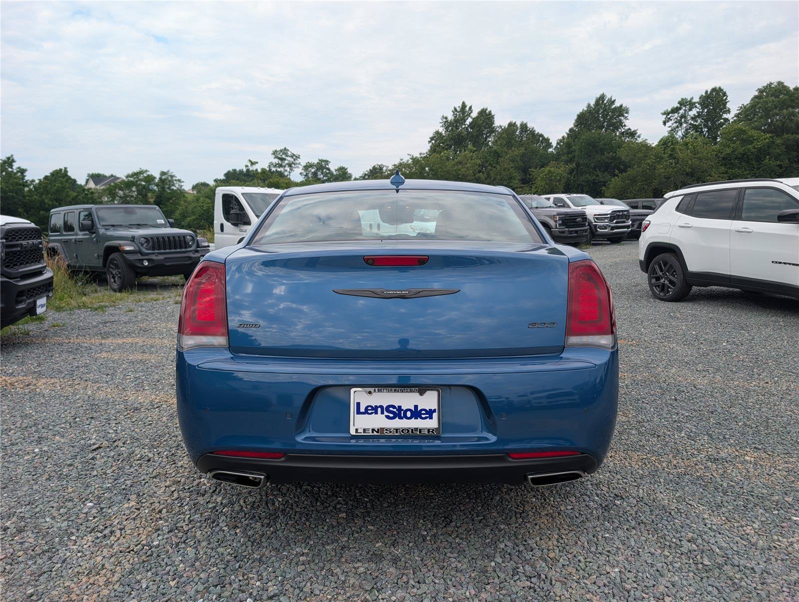 2023 Chrysler 300 Touring L