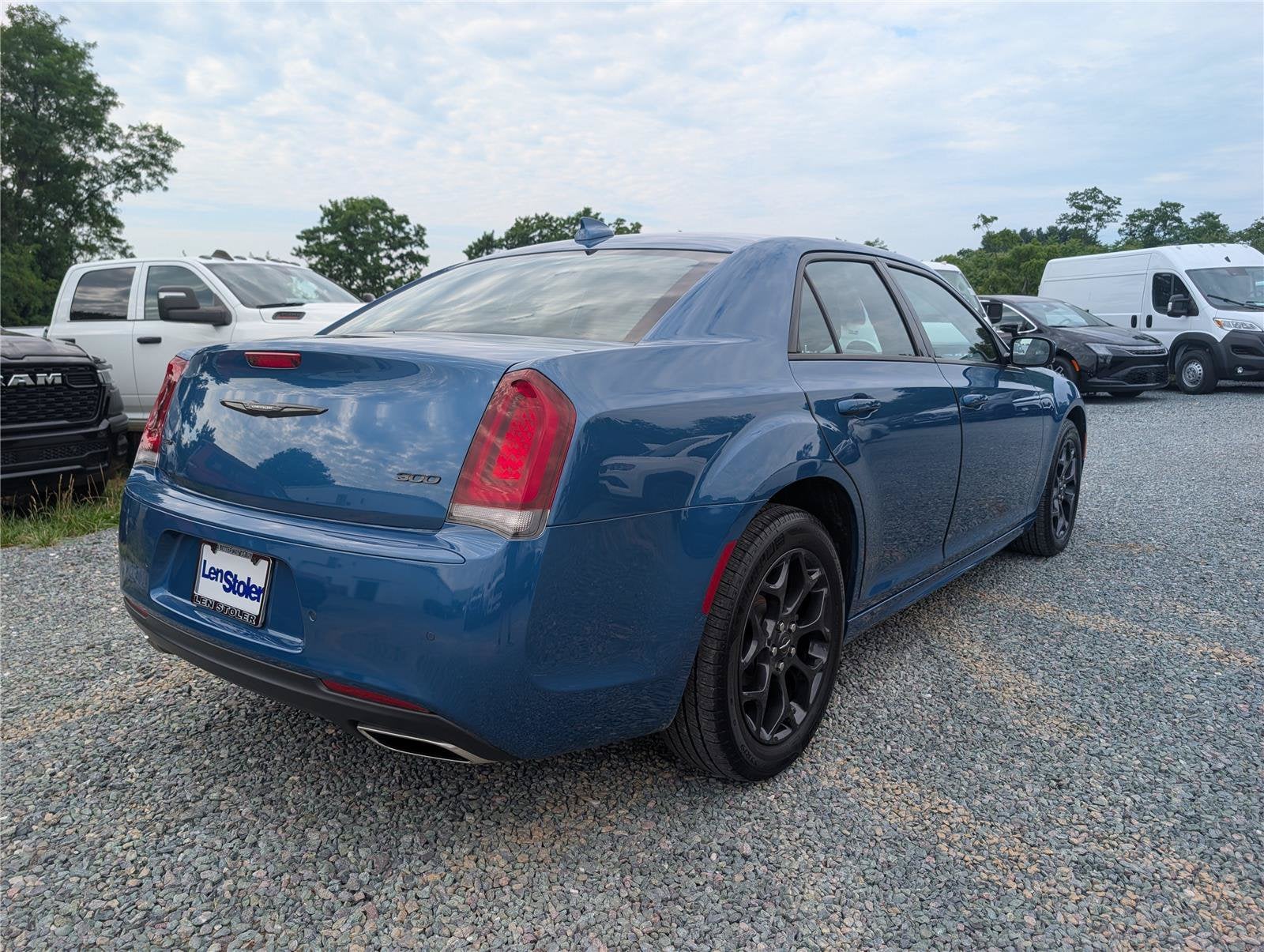 2023 Chrysler 300 Touring L