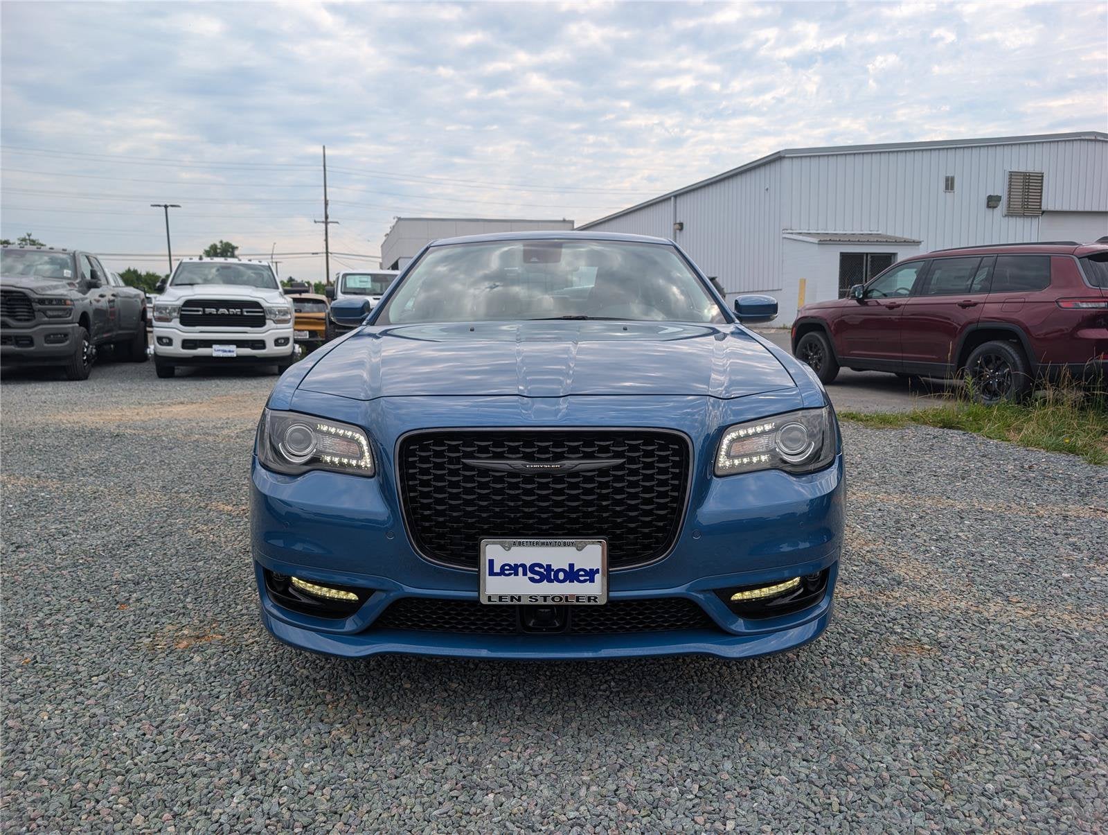 2023 Chrysler 300 Touring L