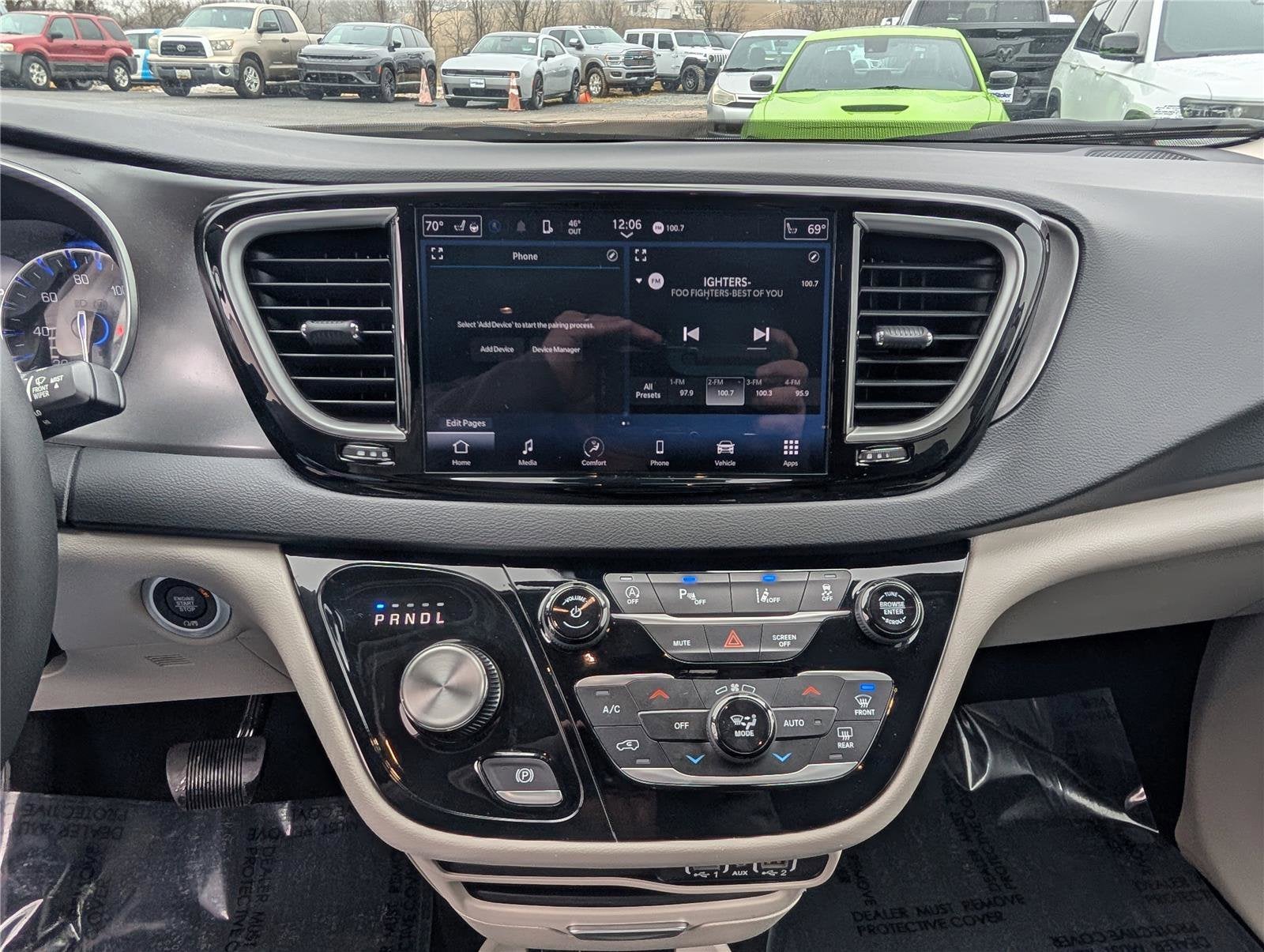 2023 Chrysler Pacifica Touring L