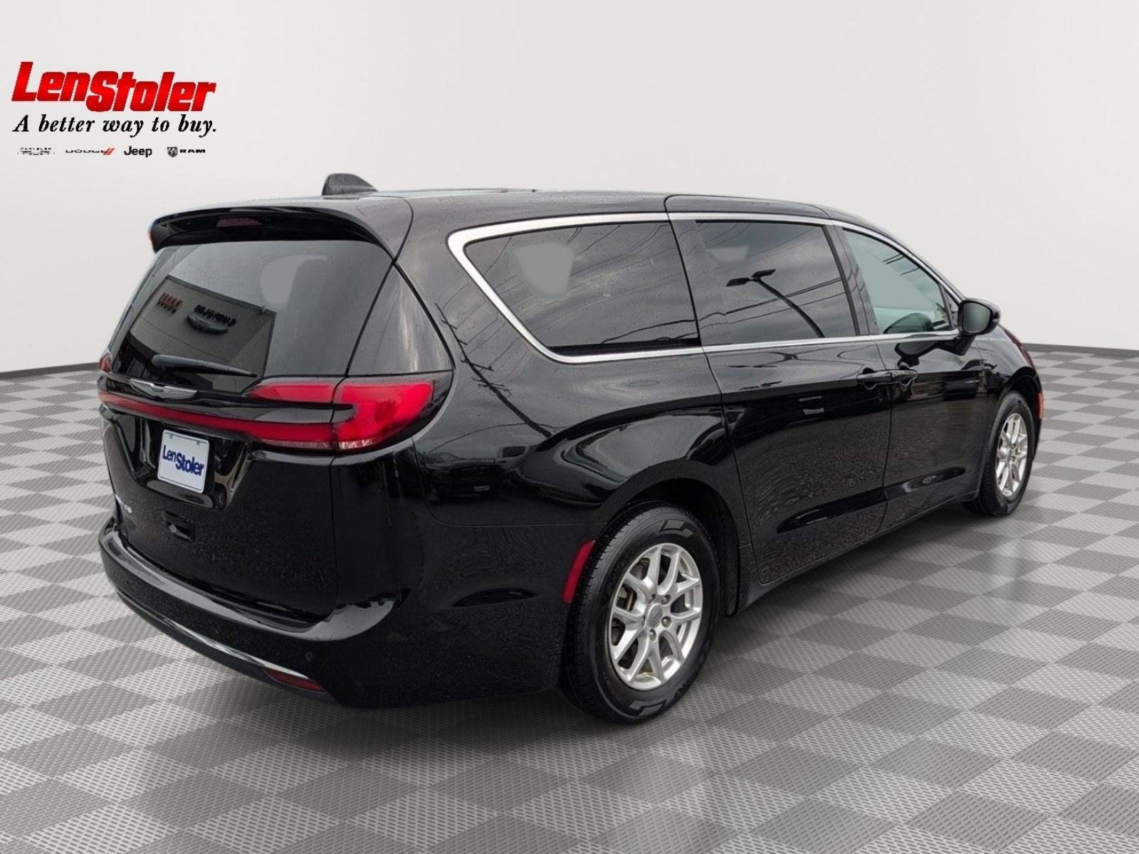 2025 Chrysler Pacifica Select