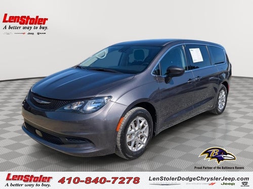2023 Chrysler Voyager LX